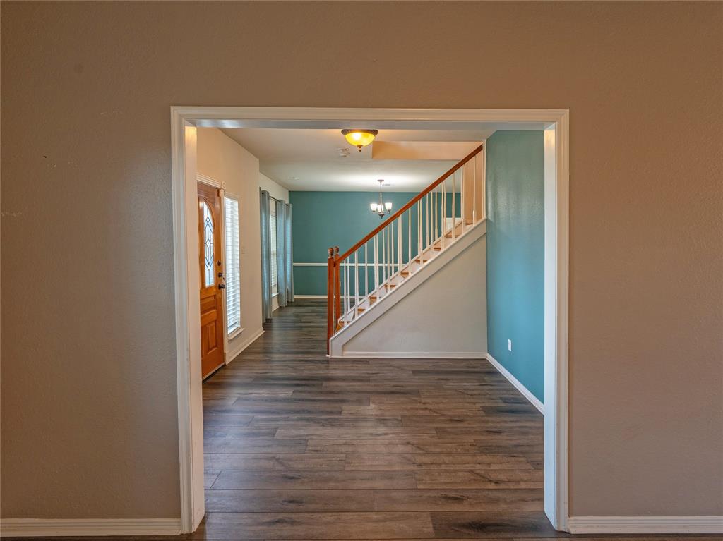 1403 N Medio River Circle, Sugar Land, Texas image 8