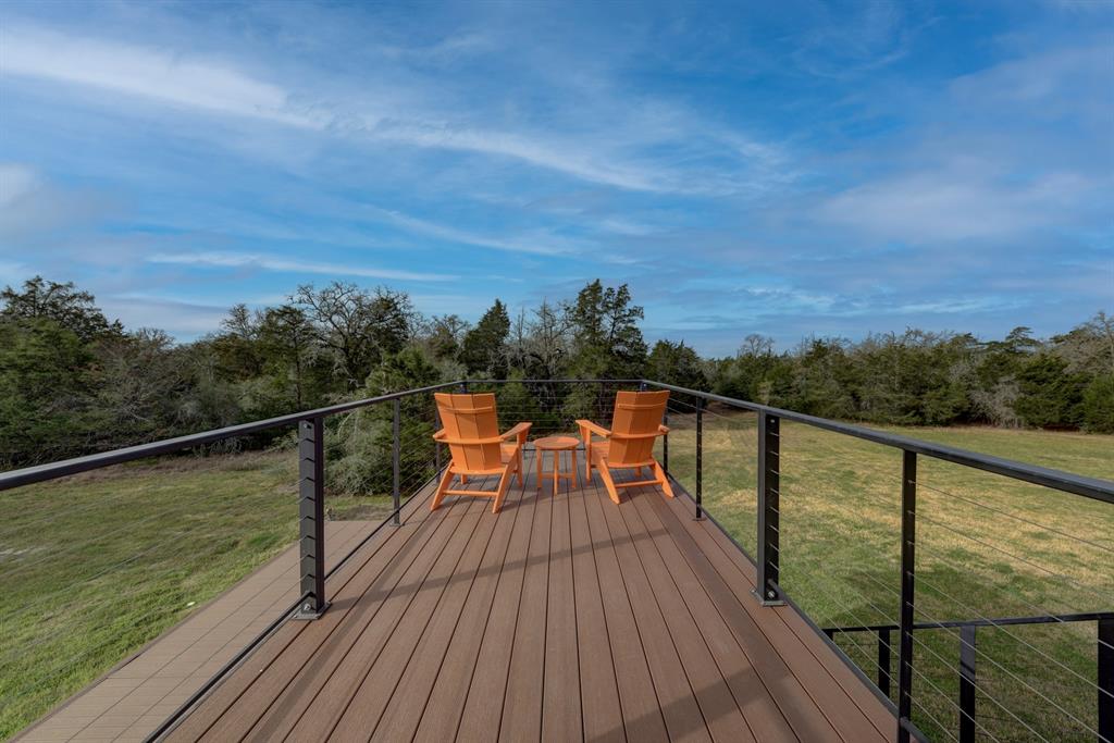 5301 Goehring Road, Ledbetter, Texas image 3