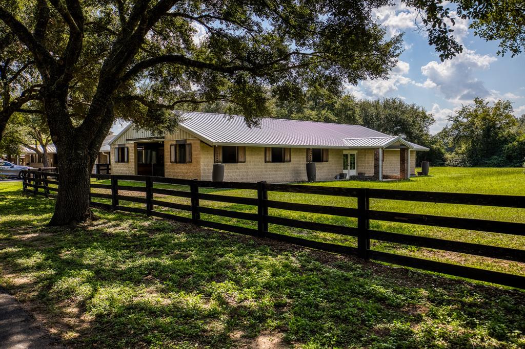 18703 Juergen Road, Tomball, Texas image 4