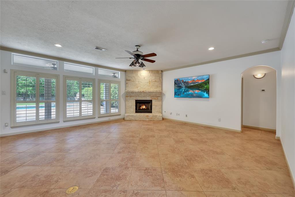 12010 Water Oak Drive, Magnolia, Texas image 15