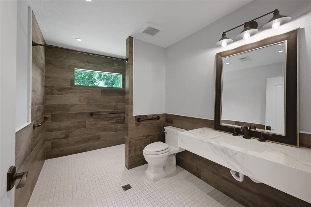 12010 Water Oak Drive, Magnolia, Texas image 39