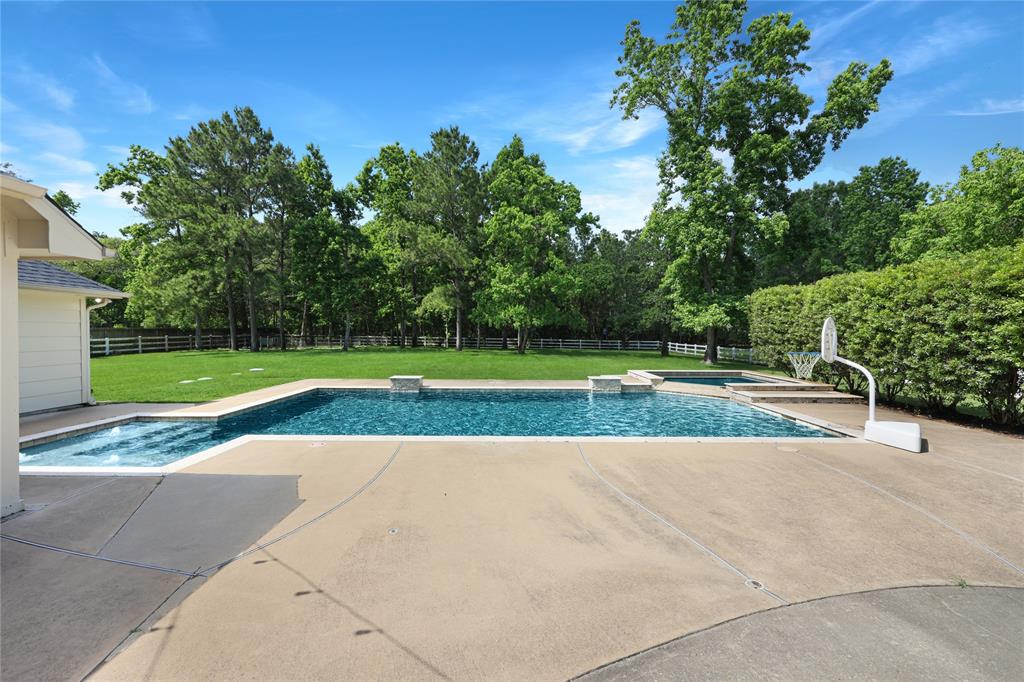 12010 Water Oak Drive, Magnolia, Texas image 42