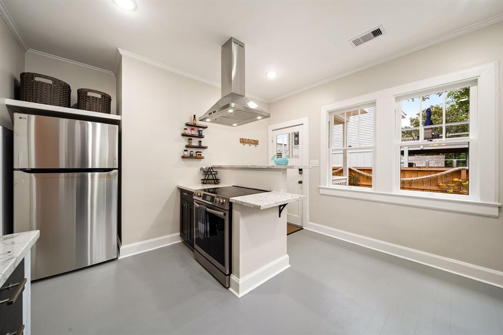 4928 Avenue R, Galveston, Texas image 13
