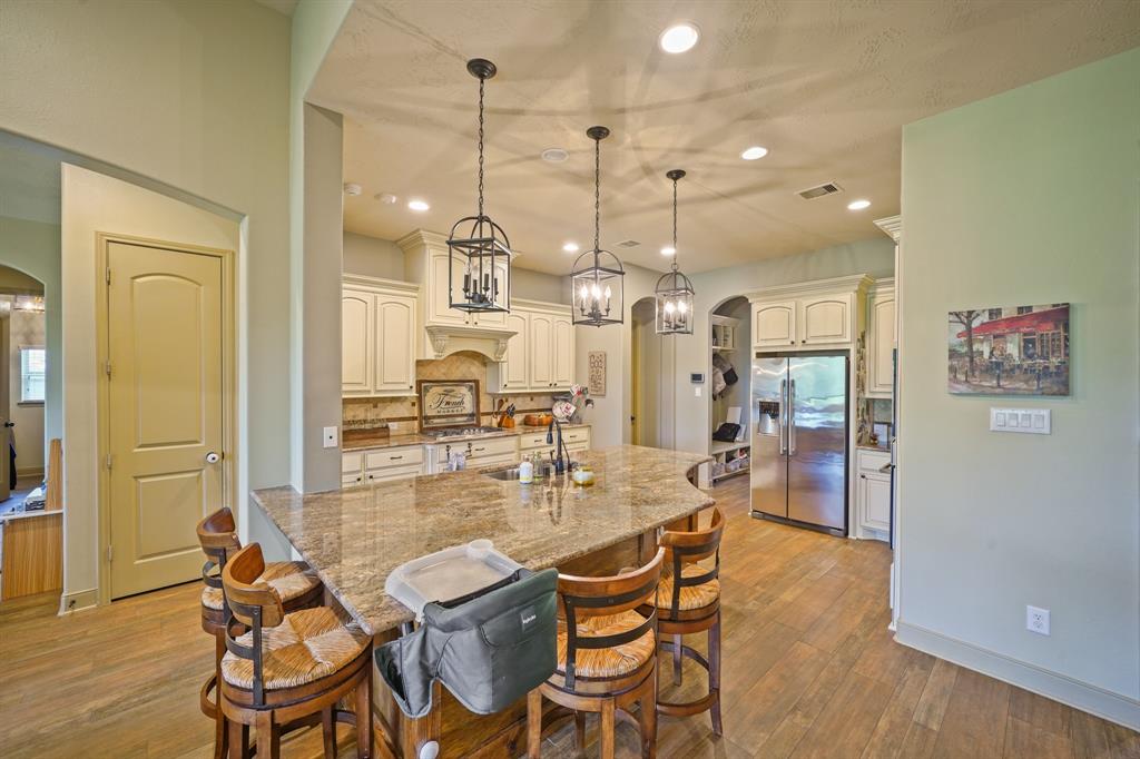 4118 Candlewood Lane, Manvel, Texas image 13