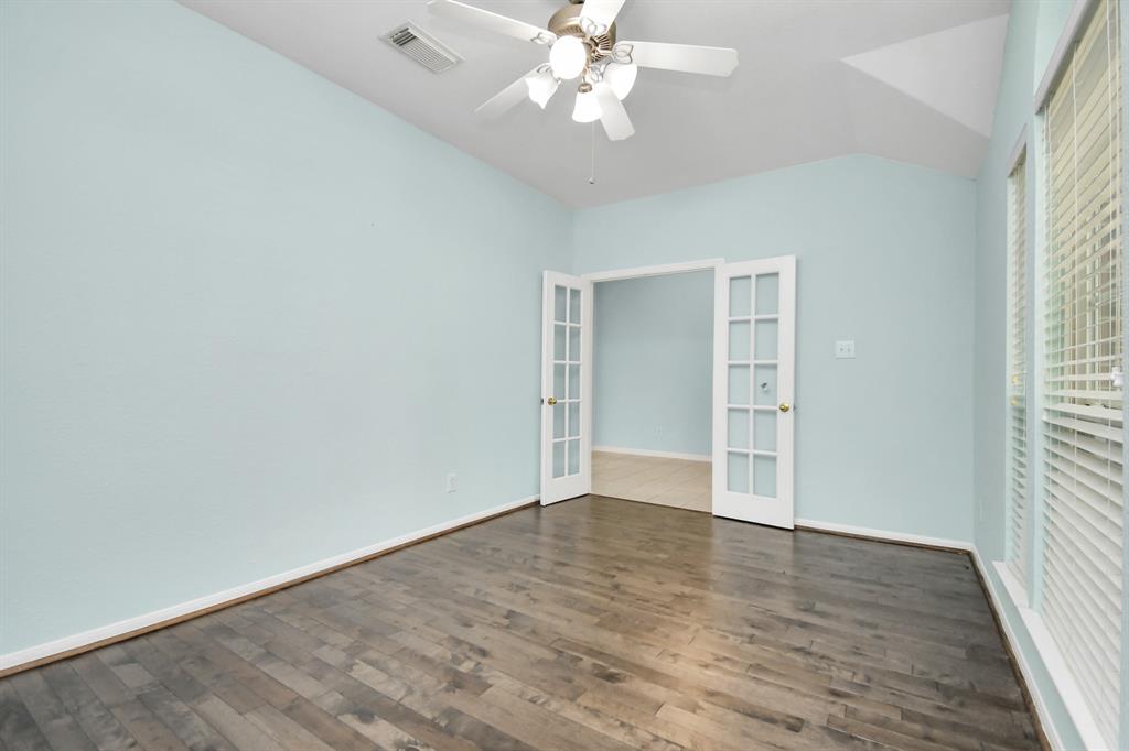 6007 Indian Creek
