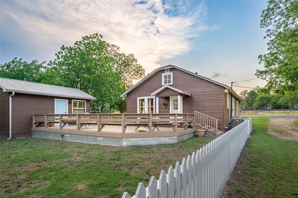 303 S Mechanic Street, Fayetteville, Texas image 18