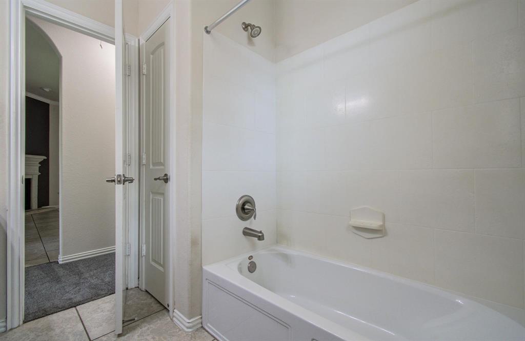 2015 Preston Park, Rosenberg, Texas image 34