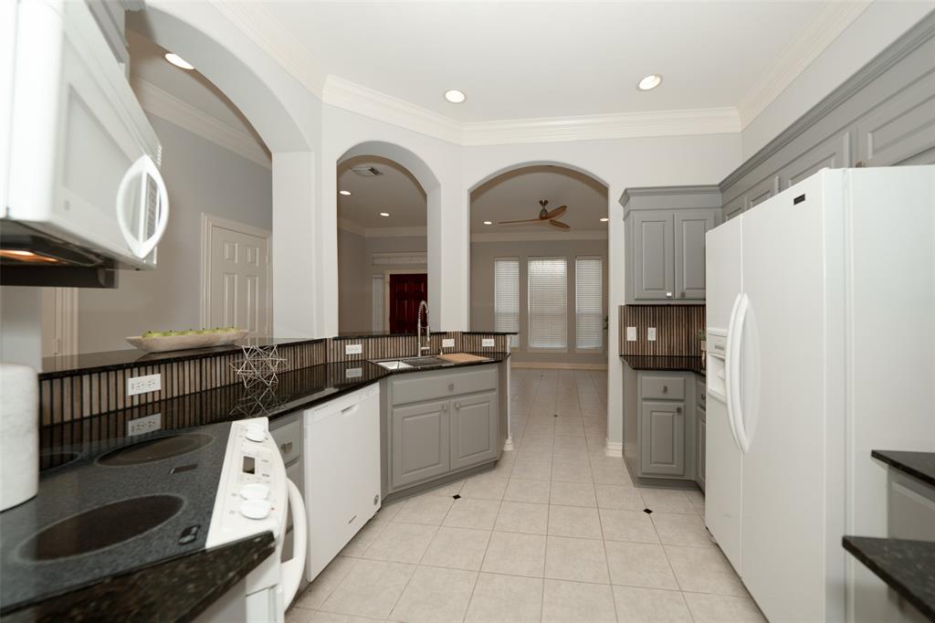 1954 Gentryside Drive, Houston, Texas image 6