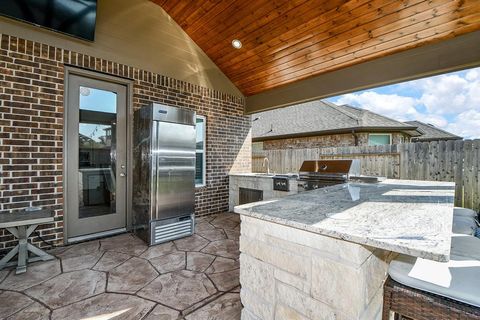 A home in Pearland