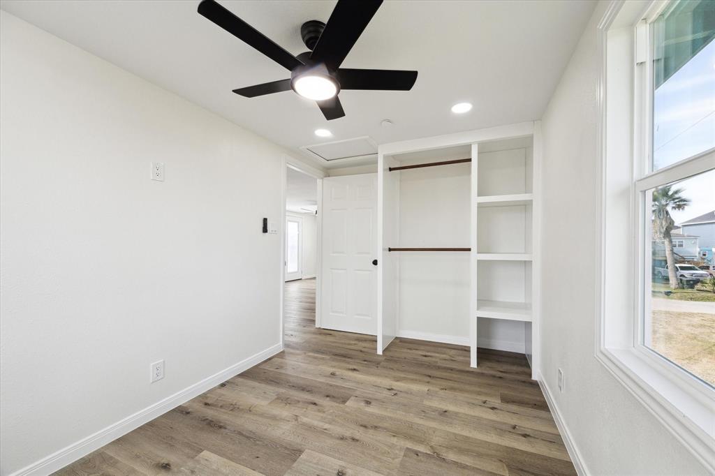 4031 Surf Drive, Galveston, Texas image 14