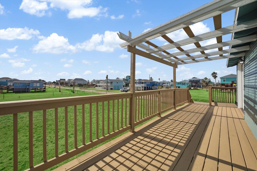 4031 Surf Drive, Galveston, Texas image 22