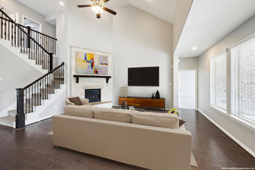6406 Diamantina Court