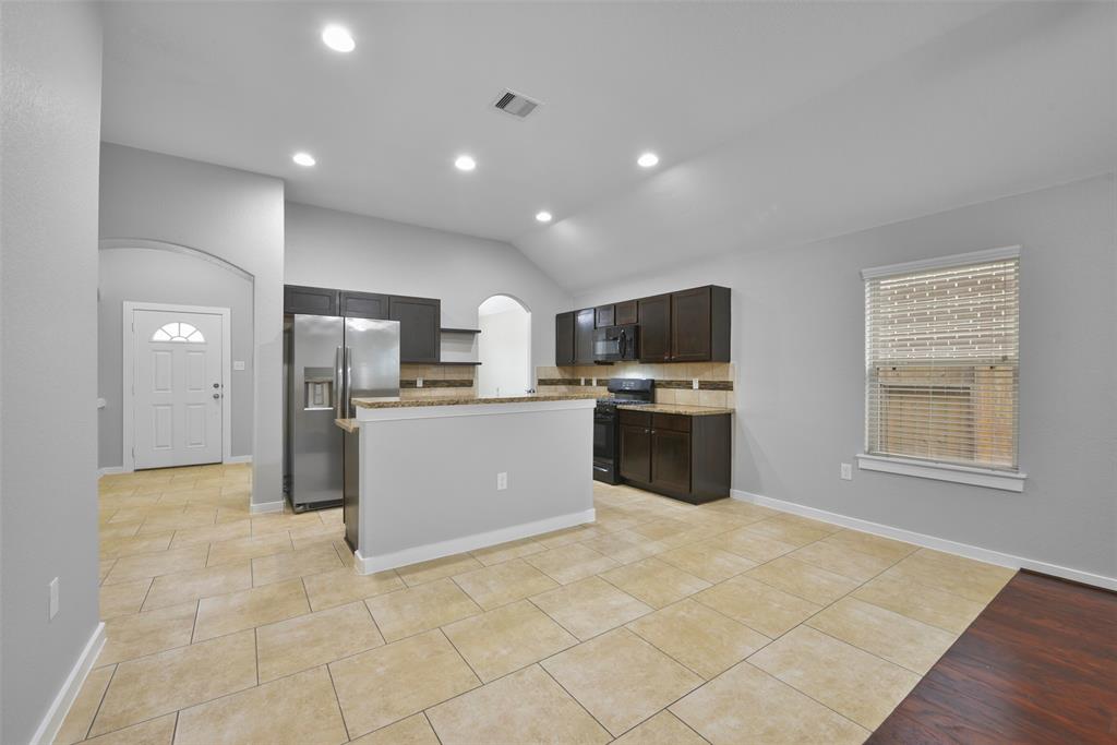 Rosharon, Texas 77583, United States, 4 Bedrooms Bedrooms, ,2 BathroomsBathrooms,Residential,Active,44227