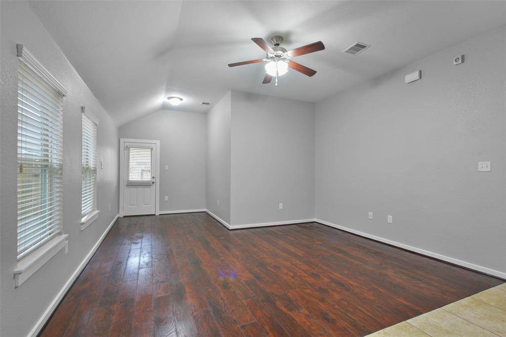 Rosharon, Texas 77583, United States, 4 Bedrooms Bedrooms, ,2 BathroomsBathrooms,Residential,Active,44227