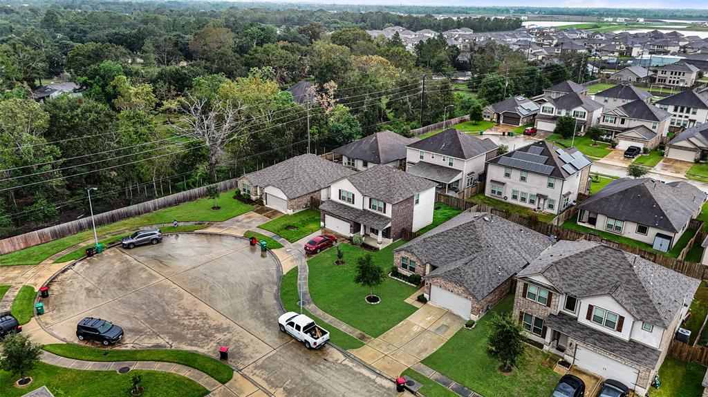 Rosharon, Texas 77583, United States, 4 Bedrooms Bedrooms, ,2 BathroomsBathrooms,Residential,Active,44227