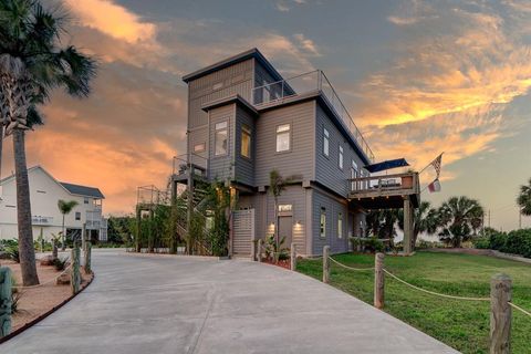 Single Family Residence in Galveston TX 3663 Foremast Drive.jpg