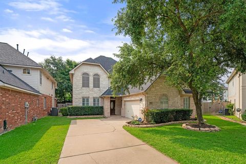 Single Family Residence in Houston TX 1778 Lakeside Enclave Drive.jpg