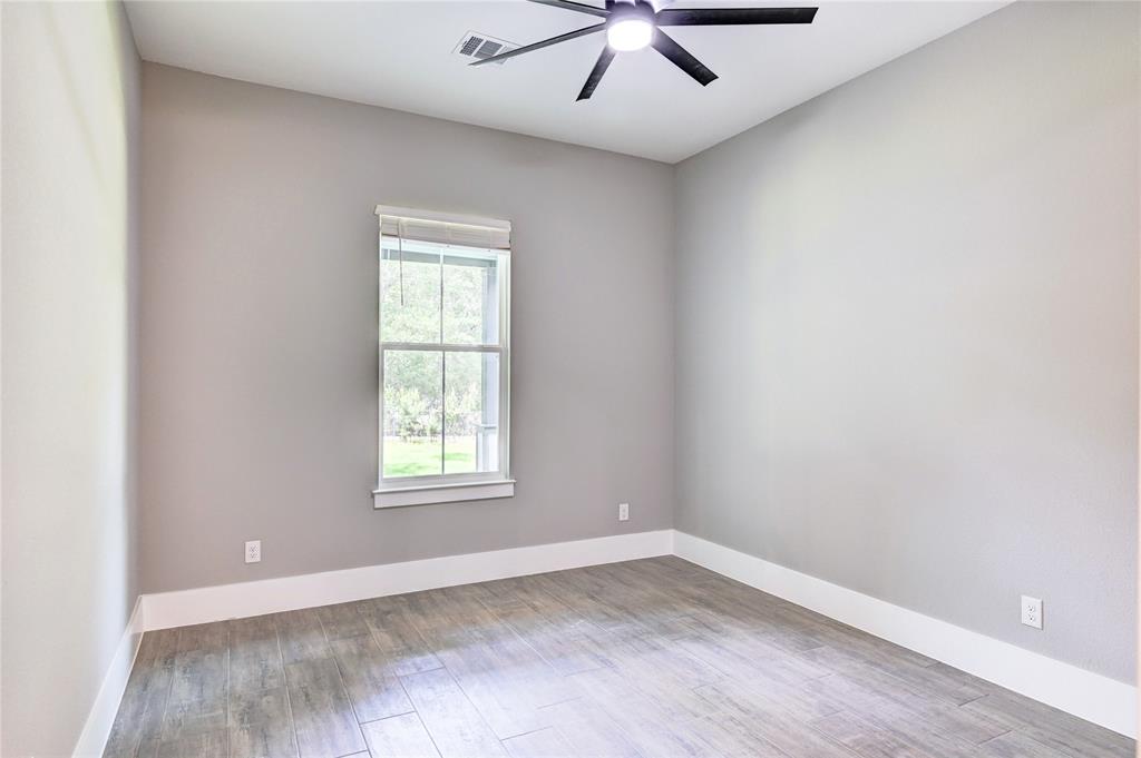 23572 Holly Lane, Hockley, Texas image 32