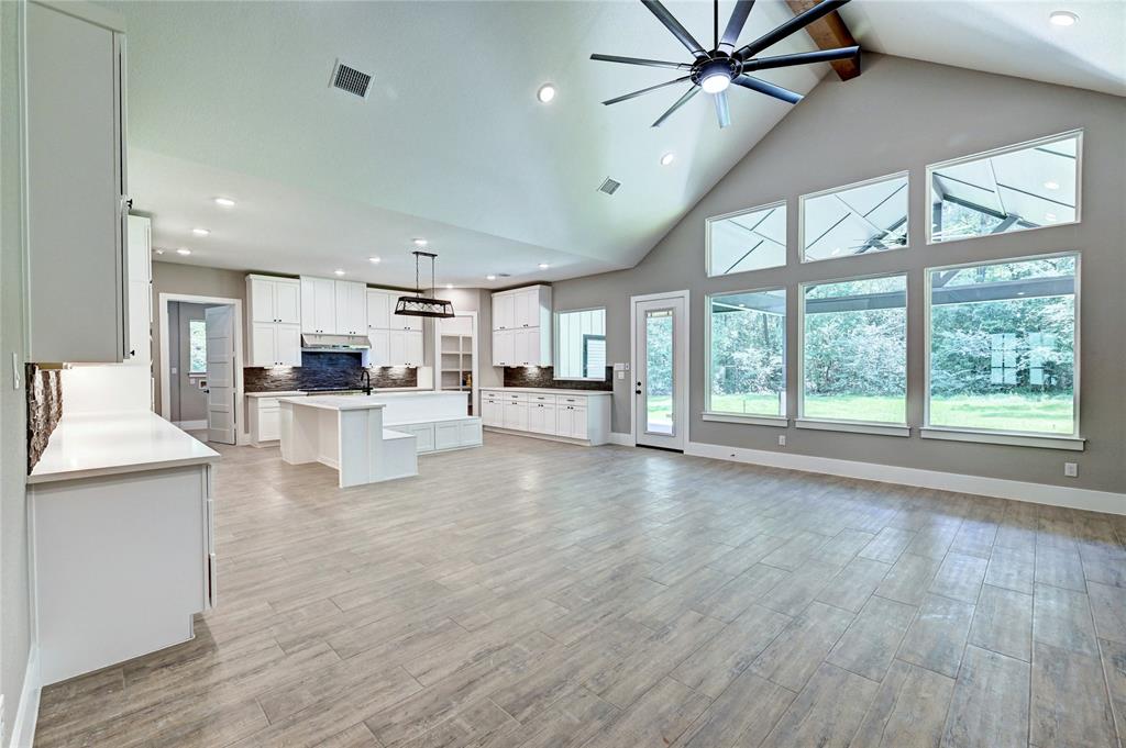 23572 Holly Lane, Hockley, Texas image 9