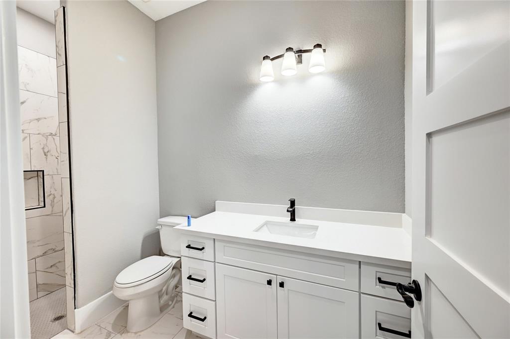 23572 Holly Lane, Hockley, Texas image 34