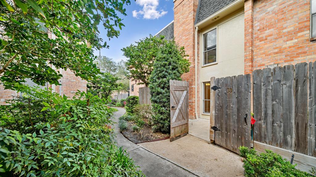1601 S Shepherd Drive #29, Houston, Texas image 1