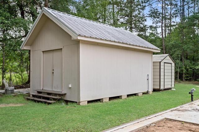 7714 N Linscomb Road, Vidor, Texas image 33