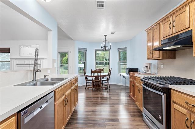 7714 N Linscomb Road, Vidor, Texas image 15