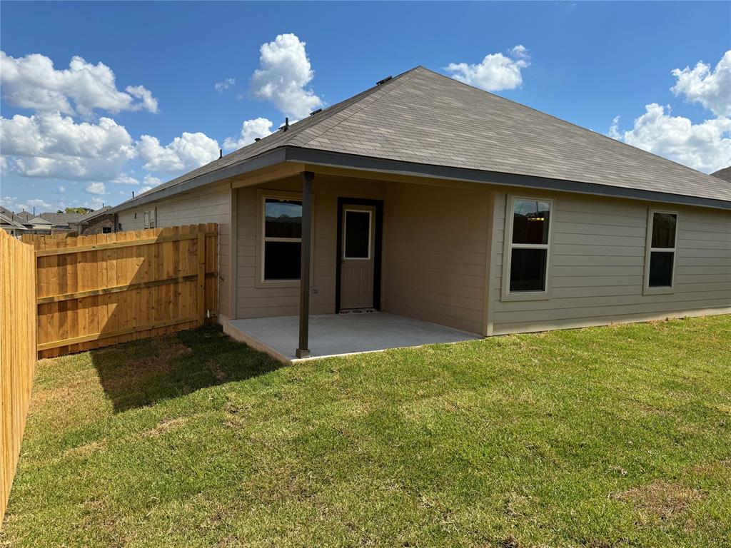 1717 Grimes Drive, Brenham, Texas image 2