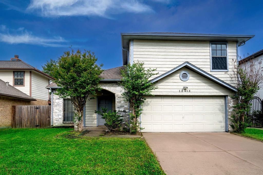 12415 Meadow Ridge Drive, Stafford, Texas image 1
