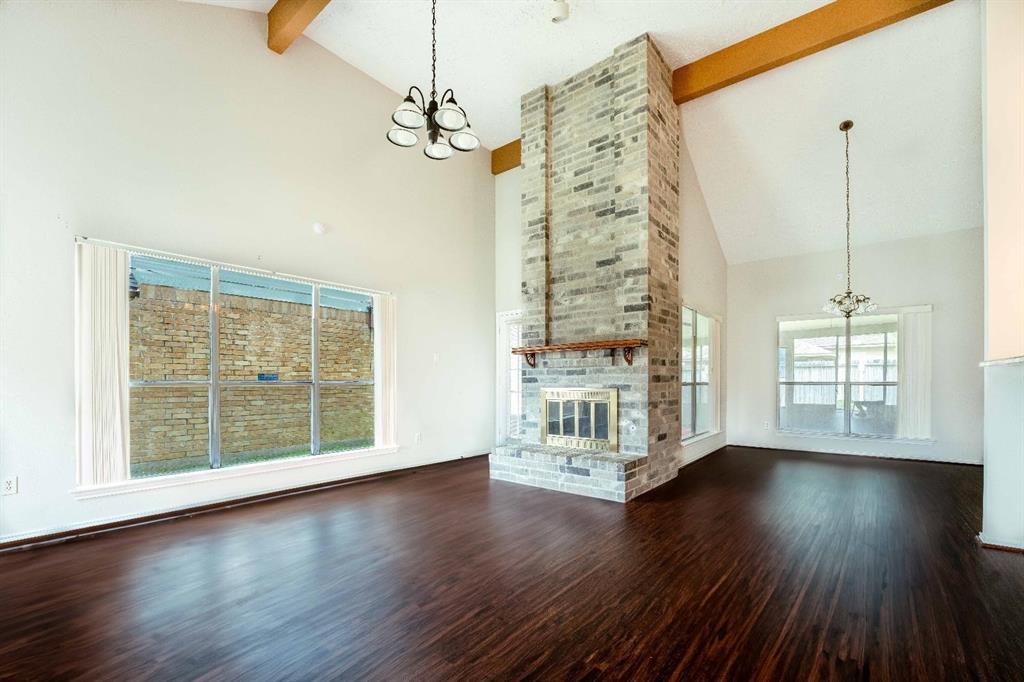 12415 Meadow Ridge Drive, Stafford, Texas image 5