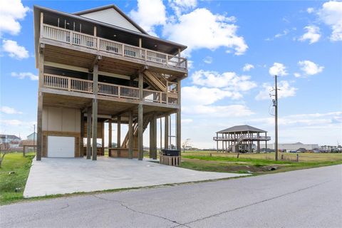 Photo of 897 S Crystal Beach Road, Crystal Beach, TX 77650 (MLS # 77651080)