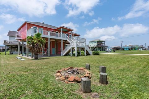 A home in Crystal Beach