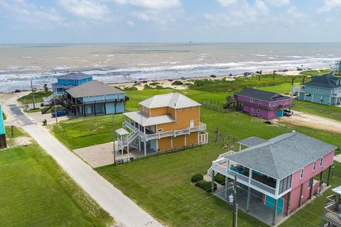 A home in Crystal Beach