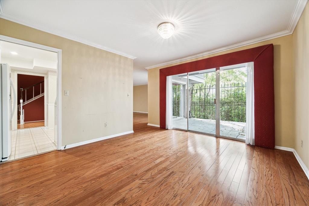 630 S Ripple Creek Drive #630, Houston, Texas image 9