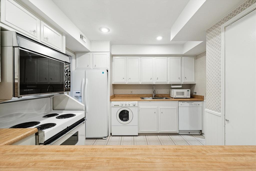 630 S Ripple Creek Drive #630, Houston, Texas image 11