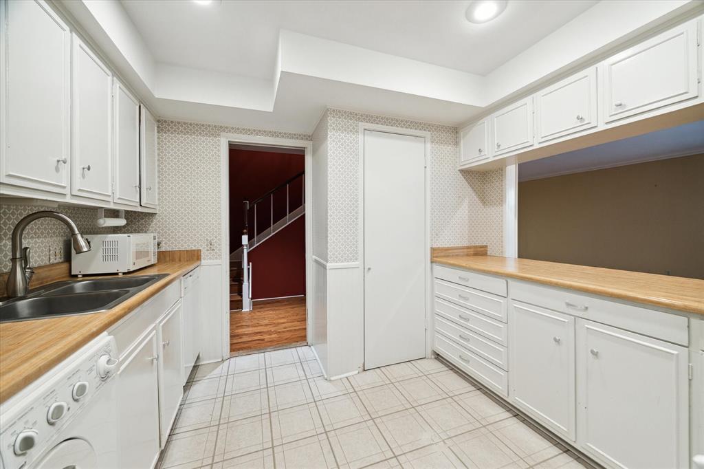 630 S Ripple Creek Drive #630, Houston, Texas image 10