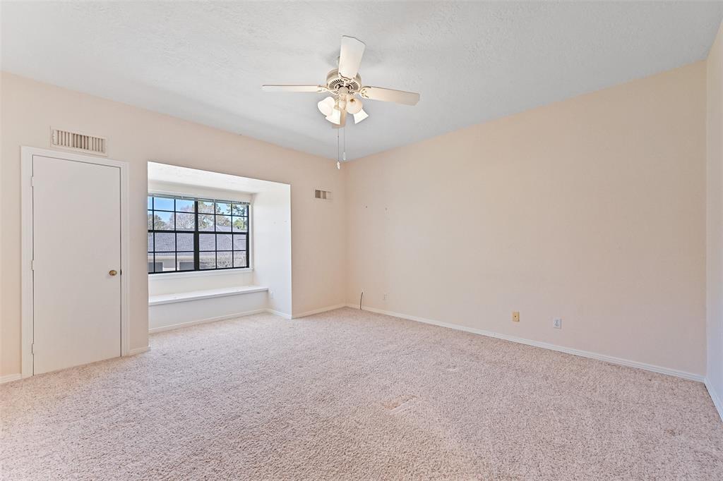 1208 Cowards Creek Drive, Friendswood, Texas image 42