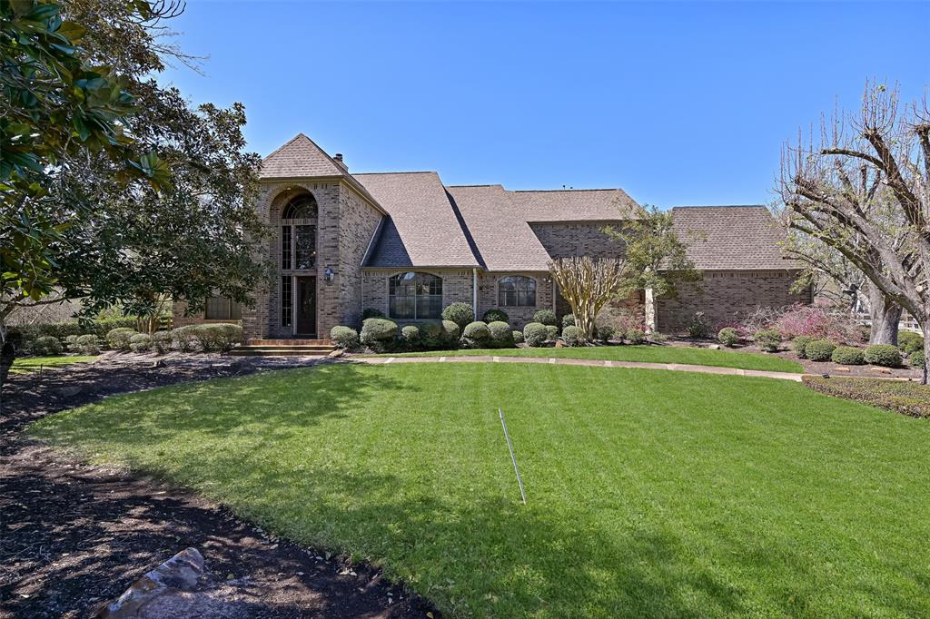 1208 Cowards Creek Drive, Friendswood, Texas image 4