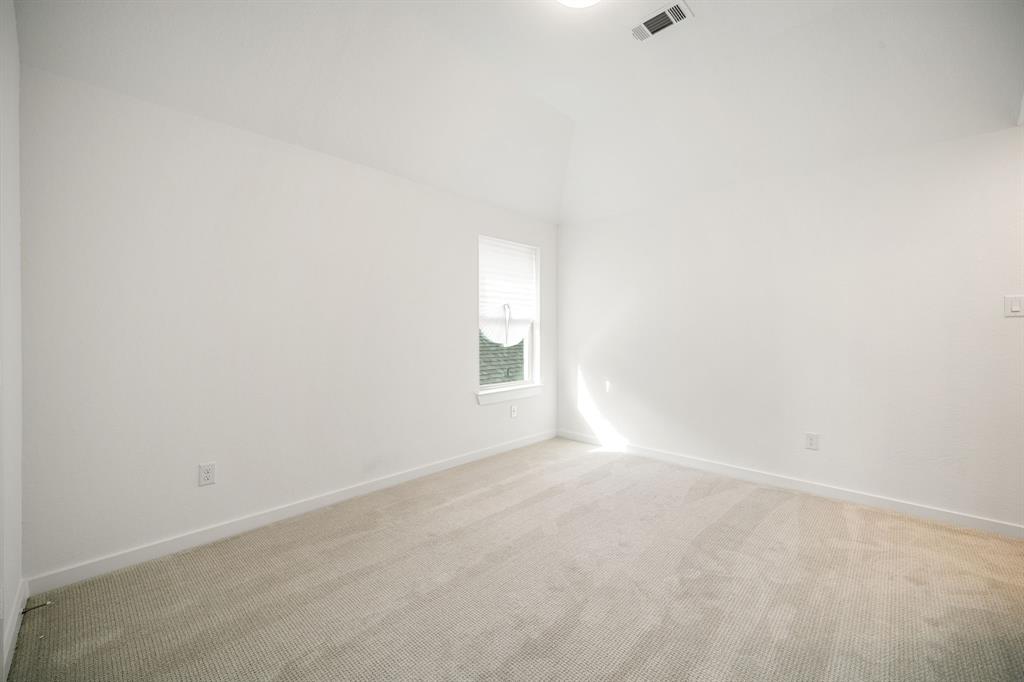 21514 Sunny Riverbank Circle, Cypress, Texas image 28