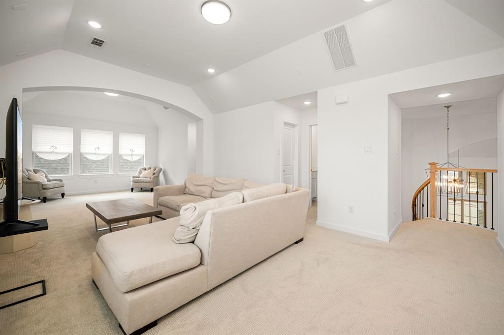 21514 Sunny Riverbank Circle, Cypress, Texas image 24