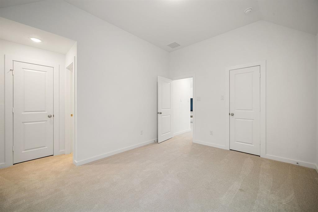 21514 Sunny Riverbank Circle, Cypress, Texas image 30