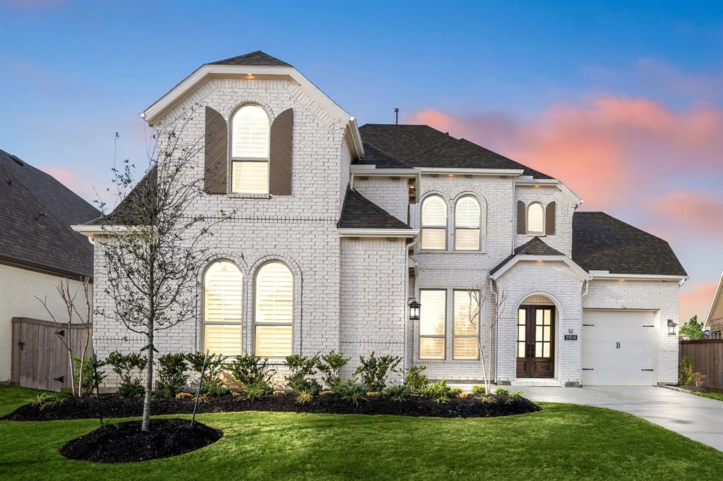 21514 Sunny Riverbank Circle, Cypress, Texas image 2