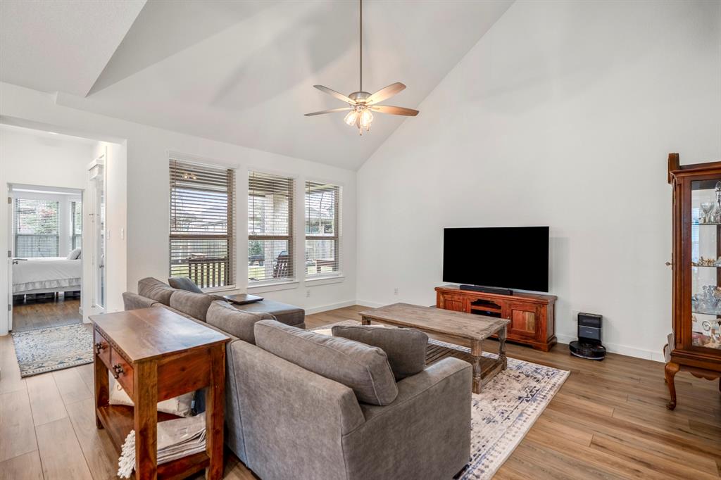 414 Soapberry Tree Court, Willis, Texas image 15