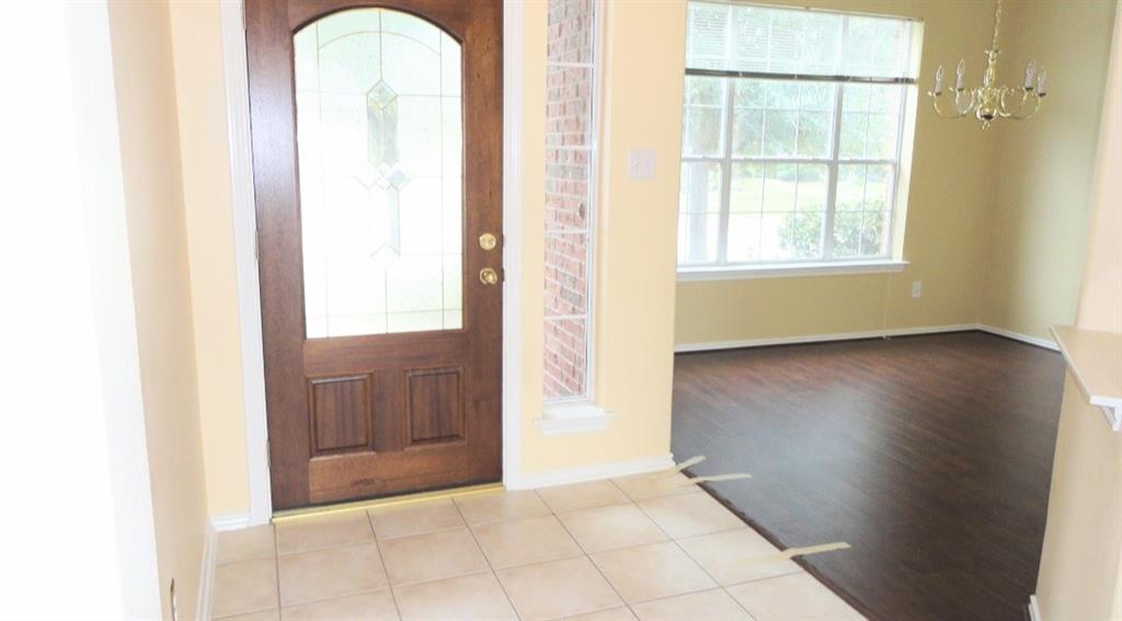 2410 Ligustrum Flower Drive, Spring, Texas image 2