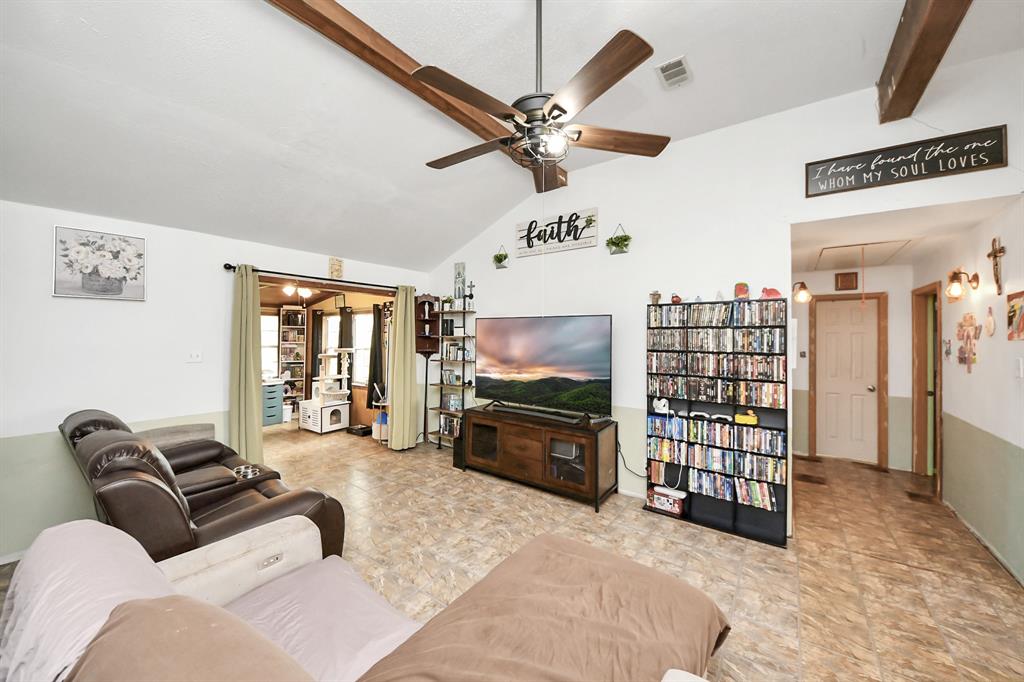 7802 Fm 1952 Road, Wallis, Texas image 23