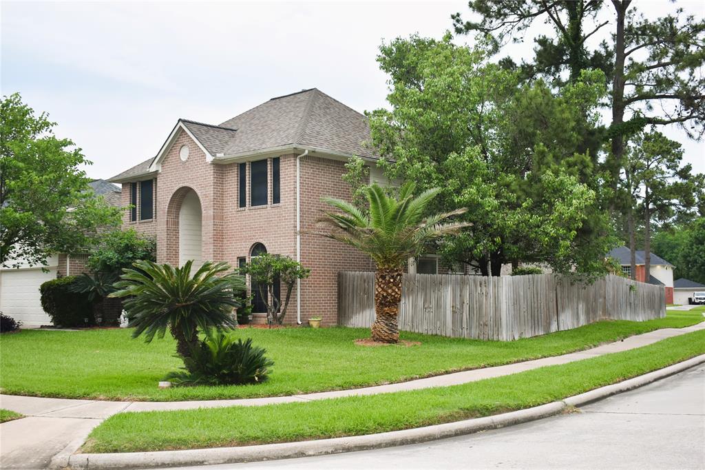 13902 Whispertrail Court, Houston, Texas image 2