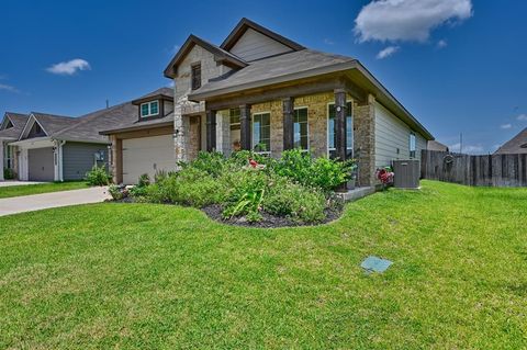 Photo of 1009 Old Vine Rd, Brenham, TX 77833 (MLS # 41284439) Photo of 1009 Old Vine Rd, Brenham, TX 77833 (MLS # 41284439)