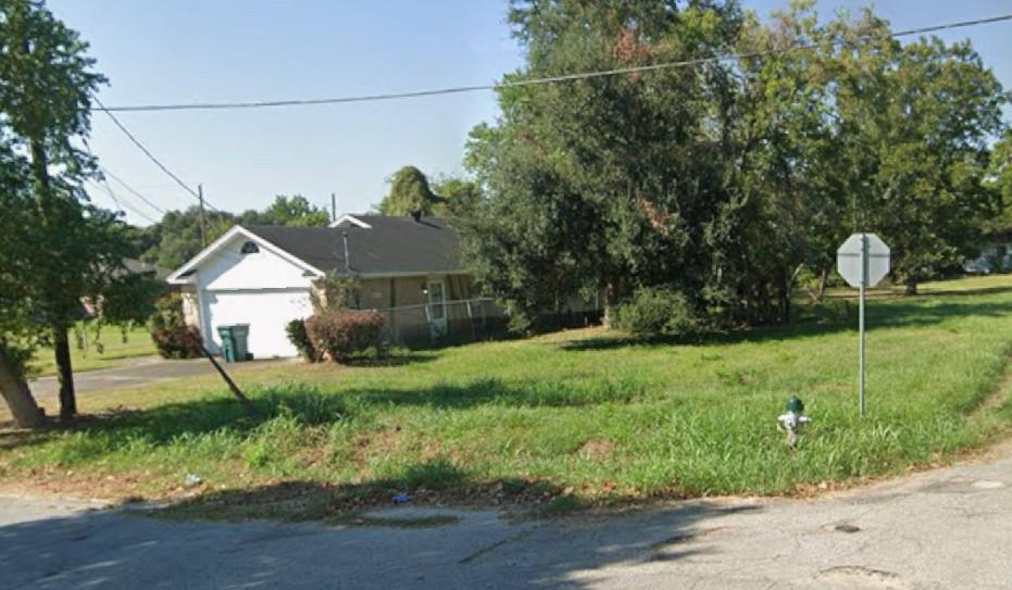 Lincoln Street, Beaumont, Texas image 1