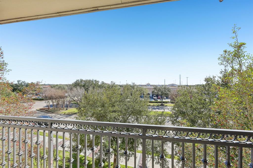 2299 Lone Star Drive #346, Sugar Land, Texas image 32
