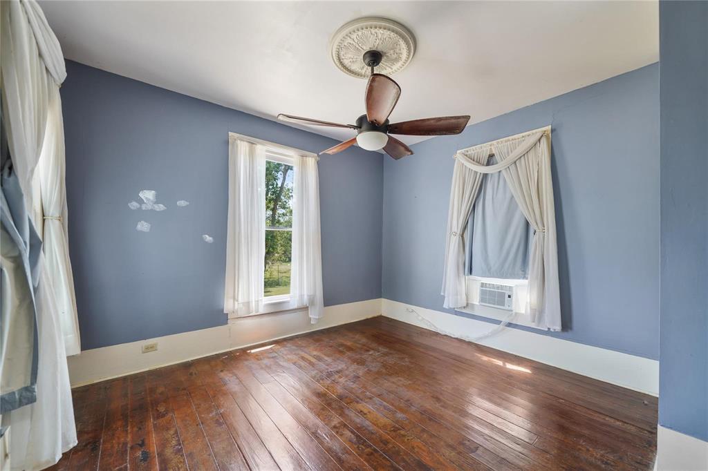 855 County Road 15, Damon, Texas image 30